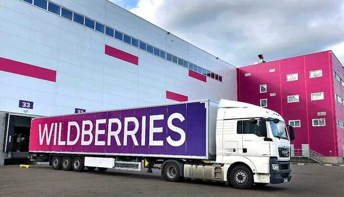 ФАС сняла претензии к Wildberries на следующий день после объединения с оператором рекламы Russ