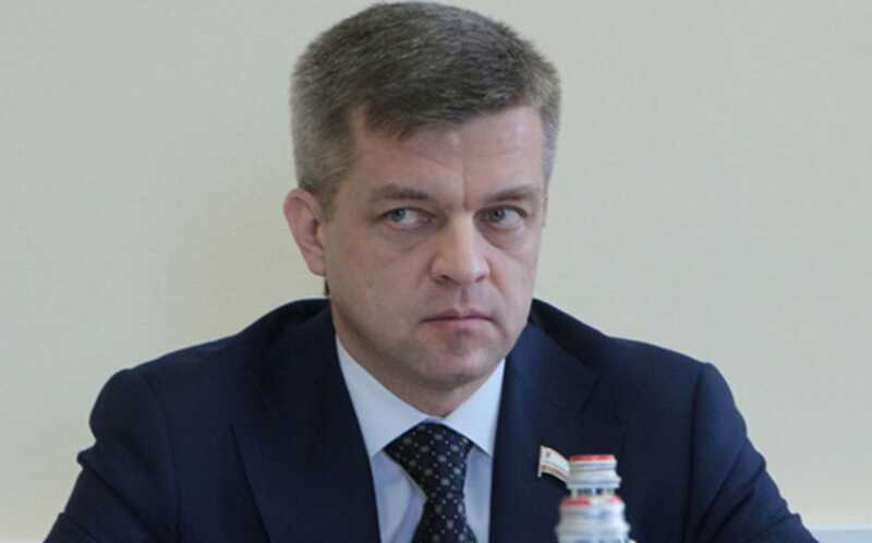 Генеральный директор саратовского КБПА был задержан по обвинению в нарушениях при аренде ДГУ