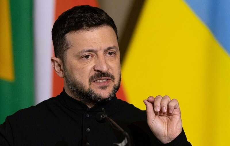 Владимир Зеленский будет присутствовать на мессе нового Папы Римского