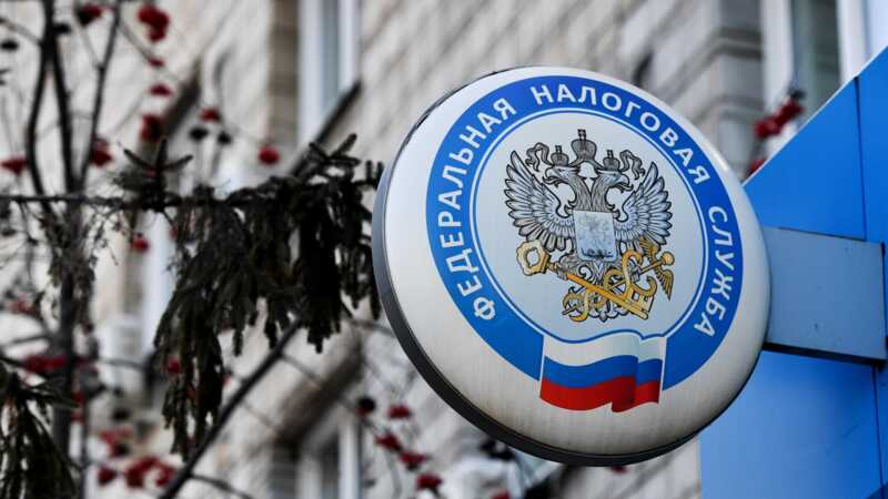 Начальника отдела Федеральной налоговой службы подозревают в содействии налоговым преступлениям