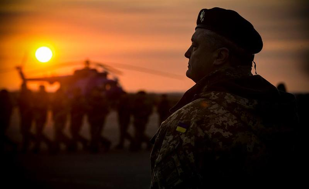 "Верховный главноторгующий. Таким войдет в историю Порошенко" - журналист