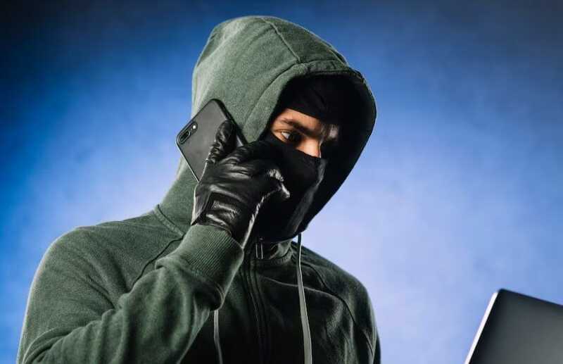 В России мошенники получают доступ к личным кабинетам выпускников, выдавая себя за сотрудников Минпросвещения