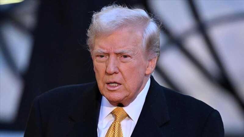 Трамп связался с Зеленским перед двухчасовой беседой с Путиным