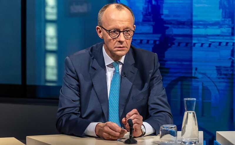 Канцлер Германии не исключил возможность проведения переговоров между Украиной и Россией в Ватикане