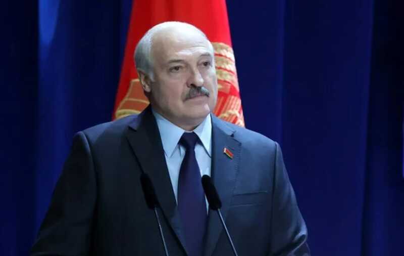 Александр Лукашенко воспользовался заморозками в России как поводом для картофельной мобилизации