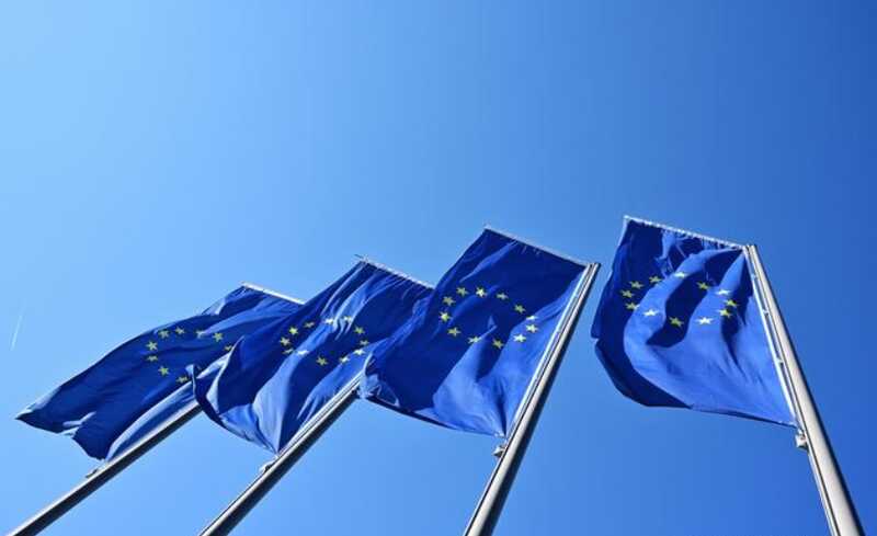 Еврокомиссия прогнозирует, что украинцы начнут возвращаться домой уже в 2025 году