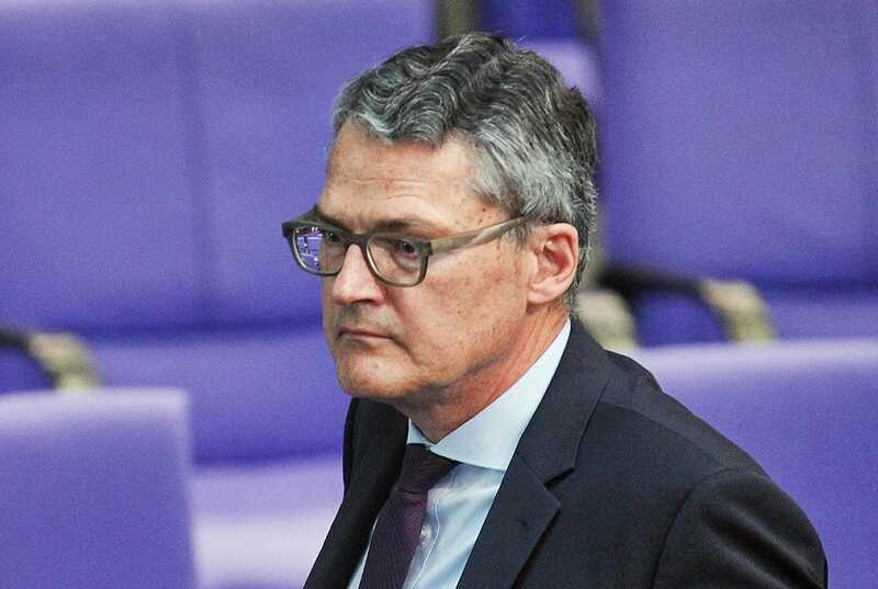 Депутат Бундестага рассказал о текущем положении дел с поставками оружия в Украину