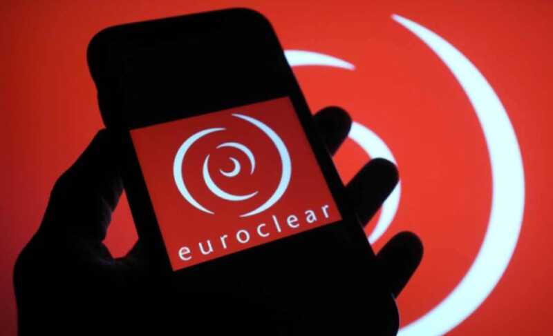 Украинские власти выразили недовольство решением Euroclear возвратить 3 миллиарда евро по российским активам