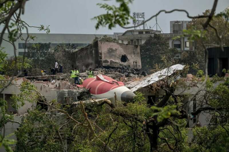 Число погибших в результате авиакатастрофы с участием Air India возросло до 270 человек