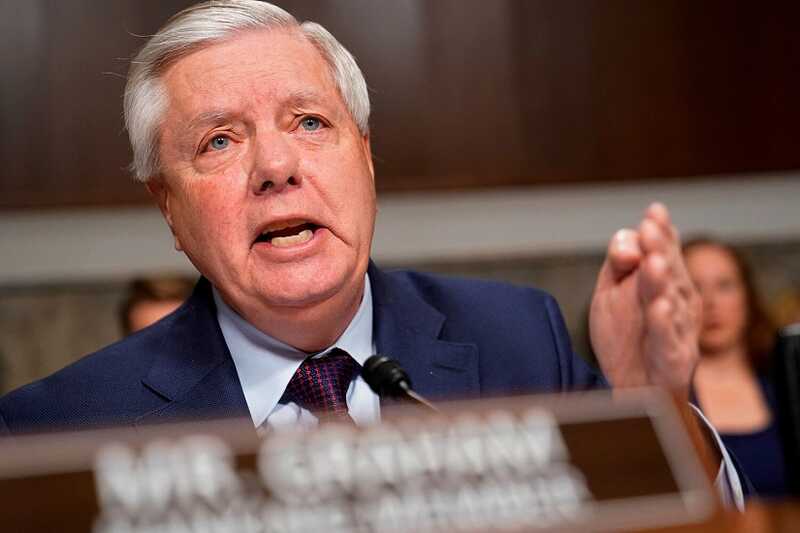 Линдси Грэм призвал Трампа положить конец "иранскому безумию"
