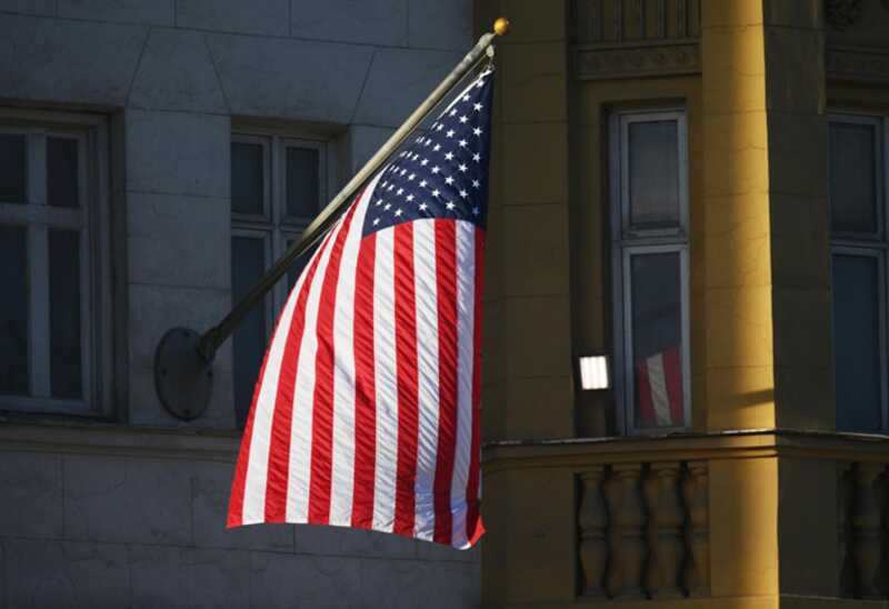 США и Катар достигли договоренности о прекращении огня при содействии Ирана после ракетного обстрела базы в Катаре