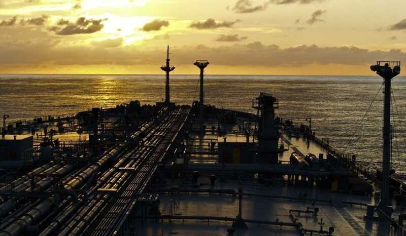 Россия сократила морской экспорт нефти до минимального уровня за последние два месяца