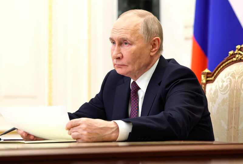 Путин заявил о планах сократить расходы на оборону
