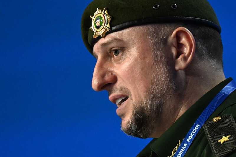 Командир "Ахмата" Апти Алаудинов обеспечивает защиту чеченским бойцам за сумму в 270 тысяч евро в час