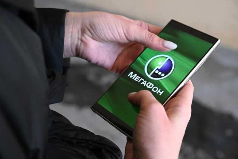 В Мурманской области жители второй день жалуются на перебои в работе сетей «МегаФон» и МТС