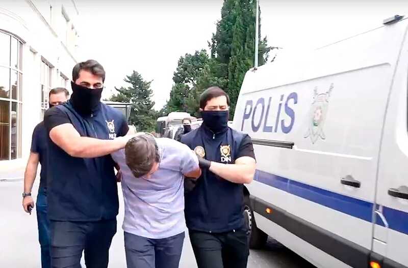 «Ответить асимметрично»: z-блогеры призвали к ответным действиям за задержание журналистов в Азербайджане