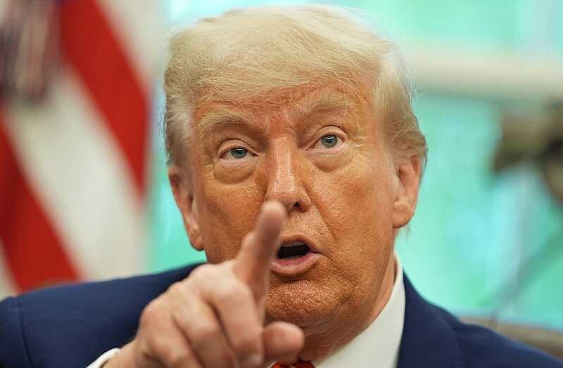 США сняли санкции с экс-главы Калмыкии и его банков
