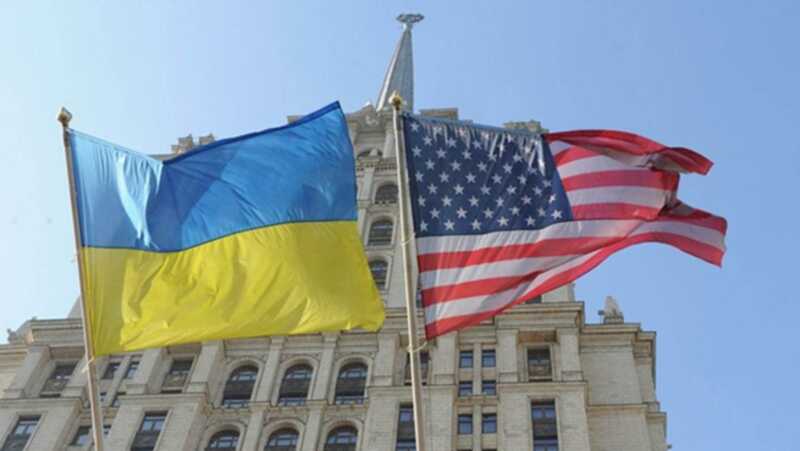 Штаты неожиданно приостановили поставку оружия на Украину