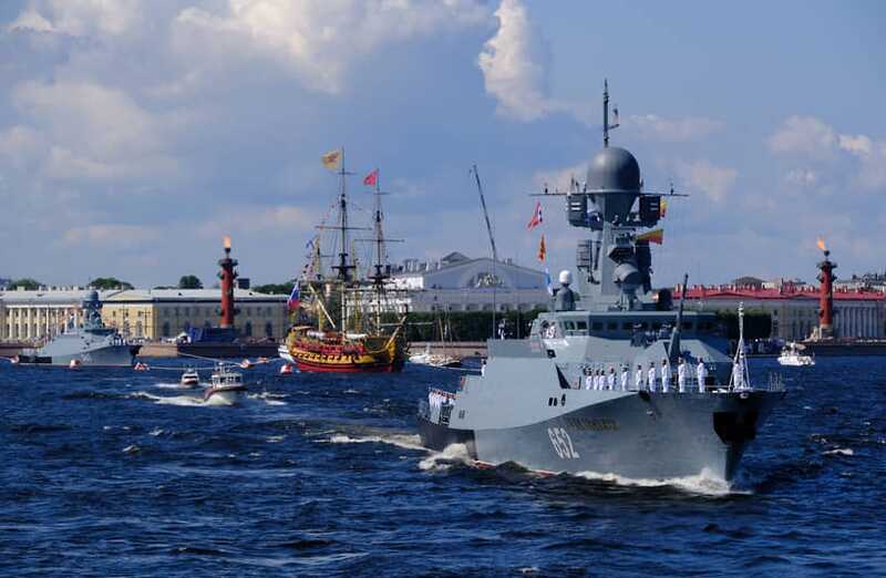 В Петербурге отменили морской парад по причинам безопасности