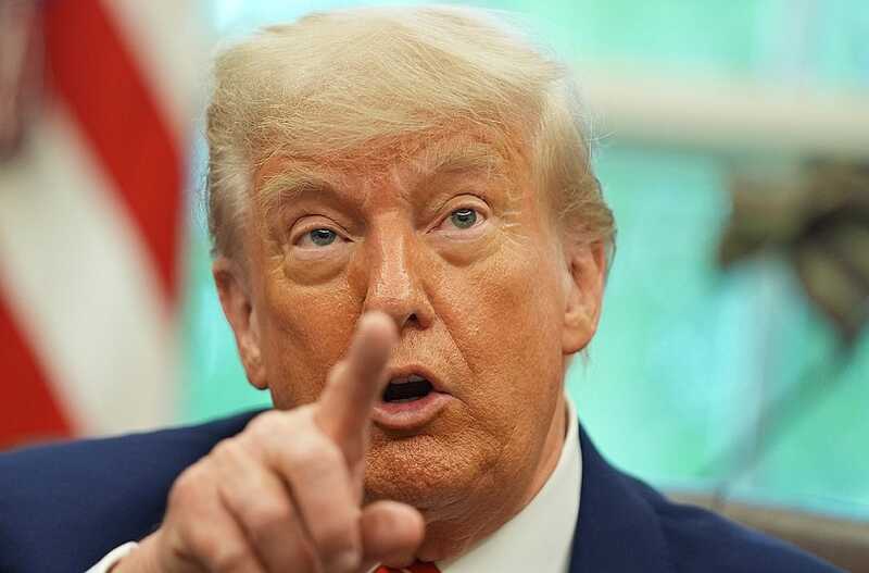 Трамп собирается организовать турнир UFC на газоне Белого дома