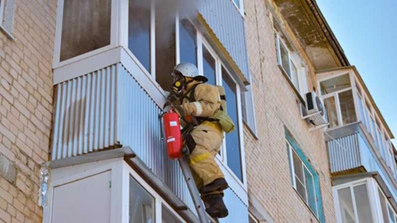 В Заречье вспыхнула квартира в многоквартирном доме