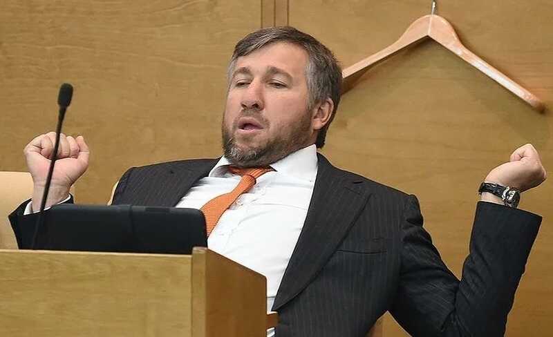 Арест блогерши Валерии Федякиной ставит под угрозу бизнес депутата Госдумы Григория Аникеева