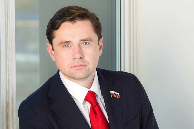 Молодой лидер партии «Справедливая Россия — За правду» Александр Аксёненко предложил избавиться от «пожилых людей»