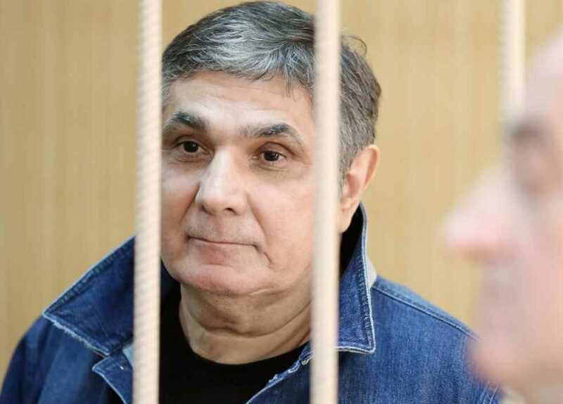 Конфликт с криминальным авторитетом Шакро Молодым обострил уголовное дело против заместителя мэра Омска Константина Книса