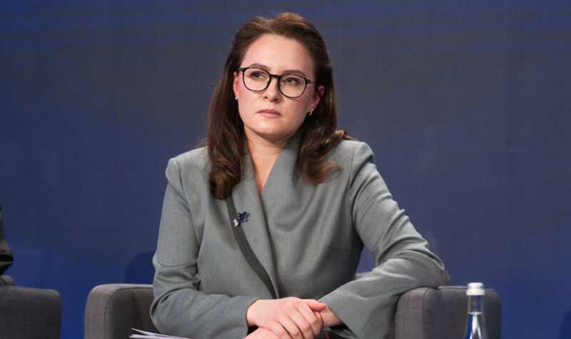 Премьер-министр Украины акцентировала внимание на значении привлечения новых кредитов от МВФ в условиях неопределённости, вызванной войной