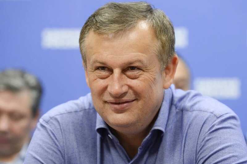 Команда Александра Дрозденко упускает миллиарды на незавершённом строительстве Дома культуры в Приморске