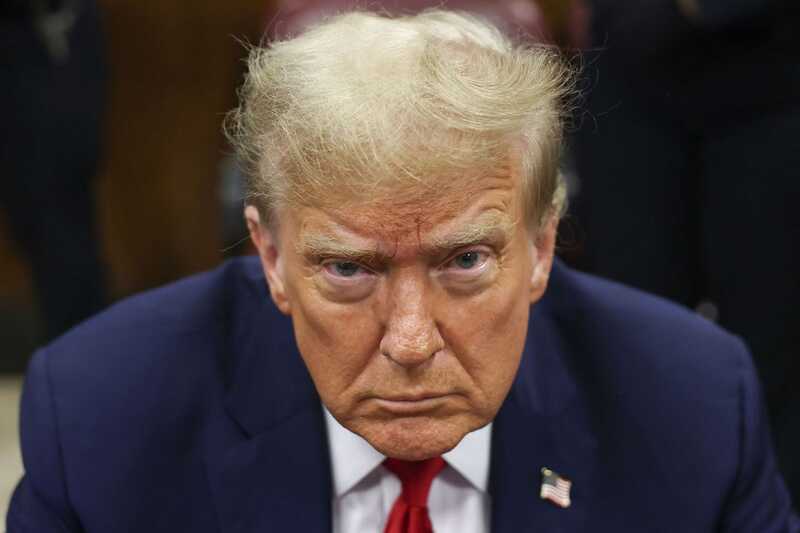 «Мы полностью подготовлены»: Трамп ответил на заявления Медведева о ядерной войне