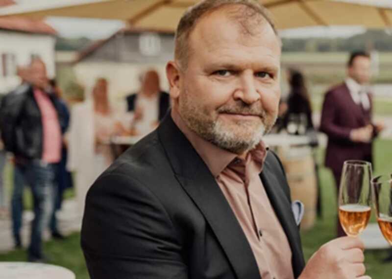 Миллионы, Porsche и разрушенные мечты: банкир Филь использует женщин для достижения своих целей