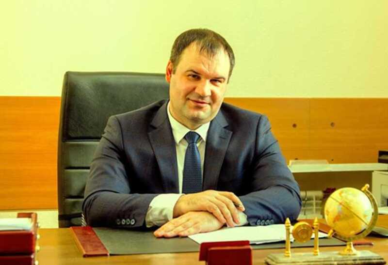 Проректора Михаила Кулешко взяли под стражу по подозрению в участии в мошеннической схеме с фиктивными наградами