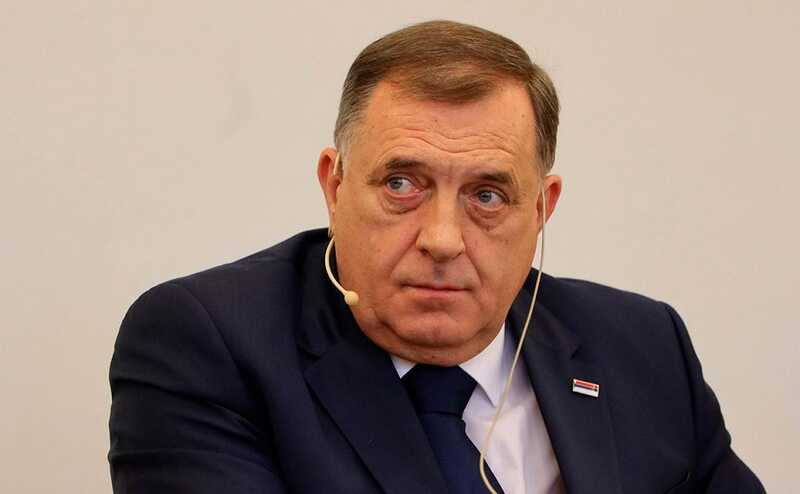 Президент Республики Сербской Милорад Додик не планирует уходить после отстранения