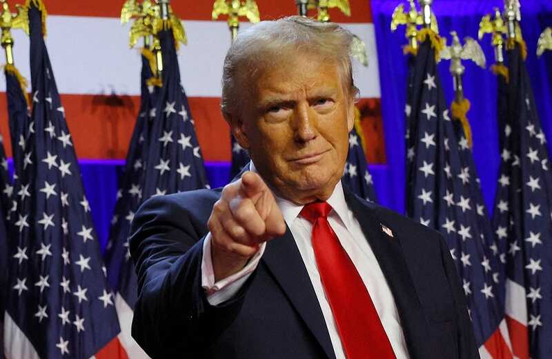 Президент США Трамп намерен провести личные переговоры с Путиным, - сообщает NYT