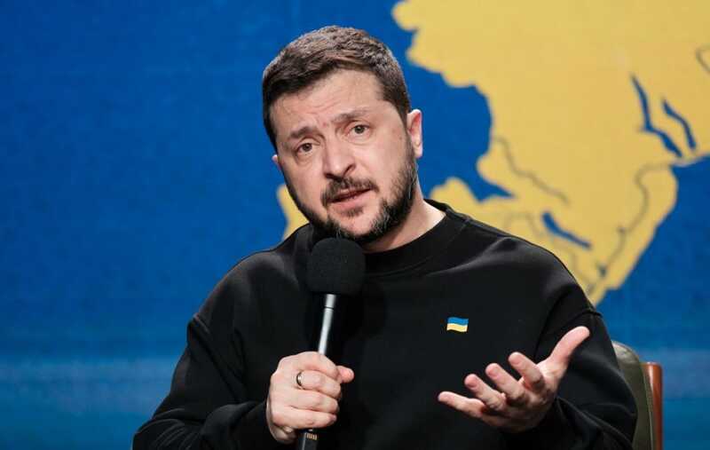 Владимир Зеленский отверг намерения передачи России всей территории Донбасса