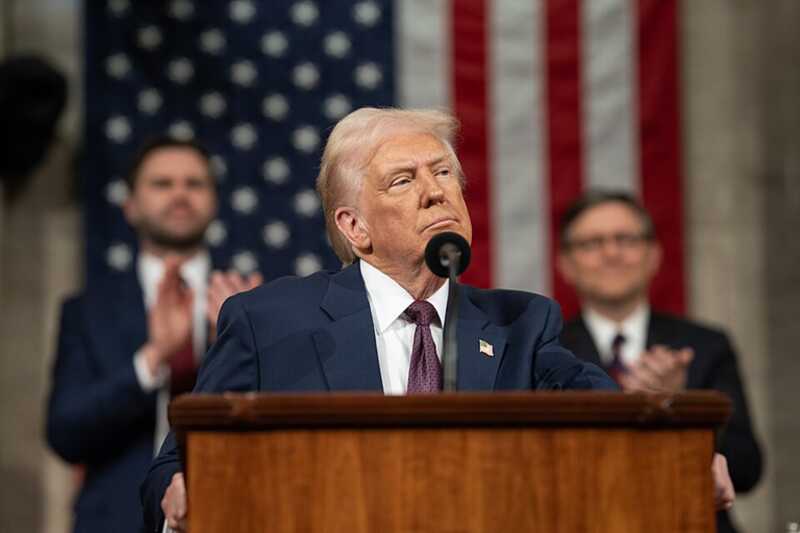 Трамп объявил о возможной встрече с Путиным и Зеленским при успешном окончании переговоров