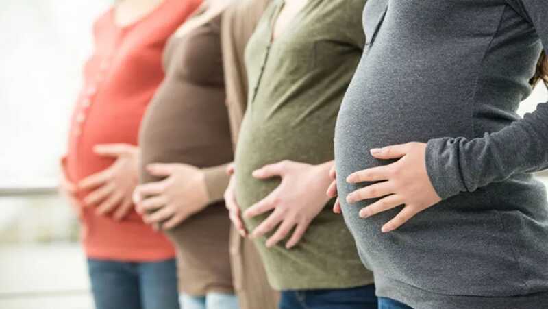 Калужские власти поощряют школьниц к раннему материнству финансовыми выплатами