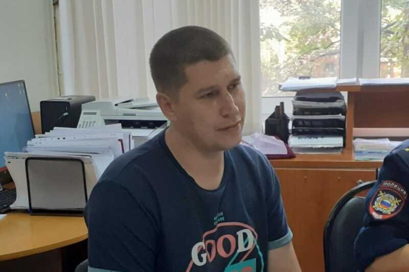 Руководителя «Русской общины» Руслана Денисова задержали по подозрению в вымогательстве 1,5 миллиона рублей