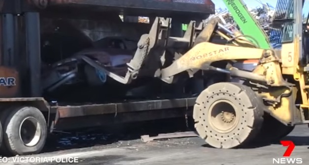 Полиция опубликовала видео уничтожения автомобилей местных лихачей