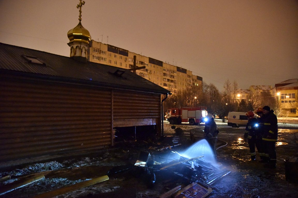 Во Львове ночью сгорел храм, который требовали демонтировать радикалы