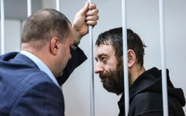 Суд приговорил экс-сенатора к 7 годам колонии за хищение 1,1 млрд руб