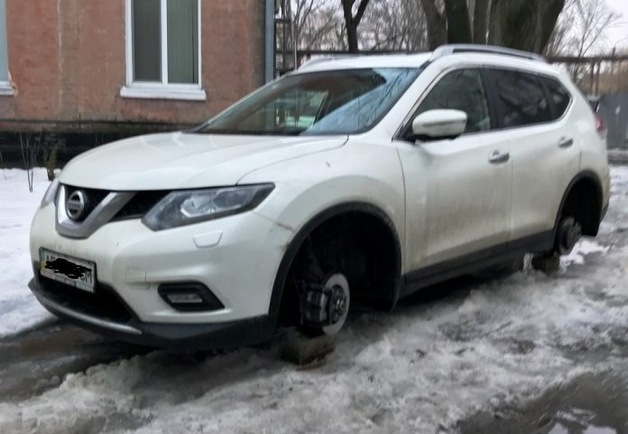 Автоворы начали оставлять послания водителям