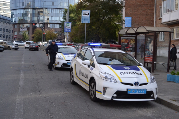 Чиновник из Верховной Рады напал на полицейских