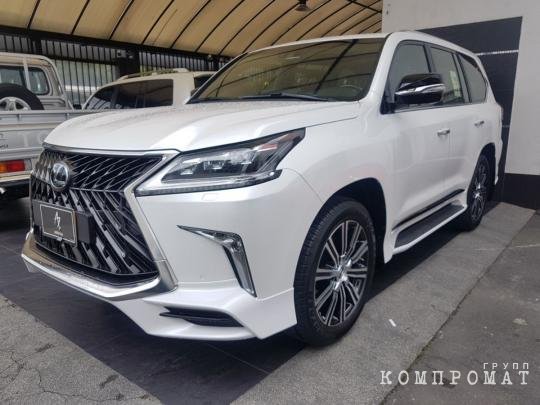 Lexus LX 570 qtriqrridttidqqglv