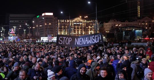  ÐÐ¾Ð»ÑÑÐ° Ð¿Ð¾Ð´Ð½ÑÐ»Ð°ÑÑ Ð½Ð° Ð¼Ð°ÑÑÐ¾Ð²ÑÐµ Ð¼Ð¸ÑÐ¸Ð½Ð³Ð¸ Ð¸Ð·-Ð·Ð° Ð³Ð¸Ð±ÐµÐ»Ð¸ Ð¼ÑÑÐ° ÐÐ´Ð°Ð½ÑÑÐºÐ°